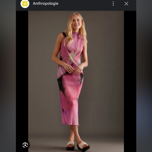 Elegant Pink Floral Sleeveless Dress - Picture 2 of 5